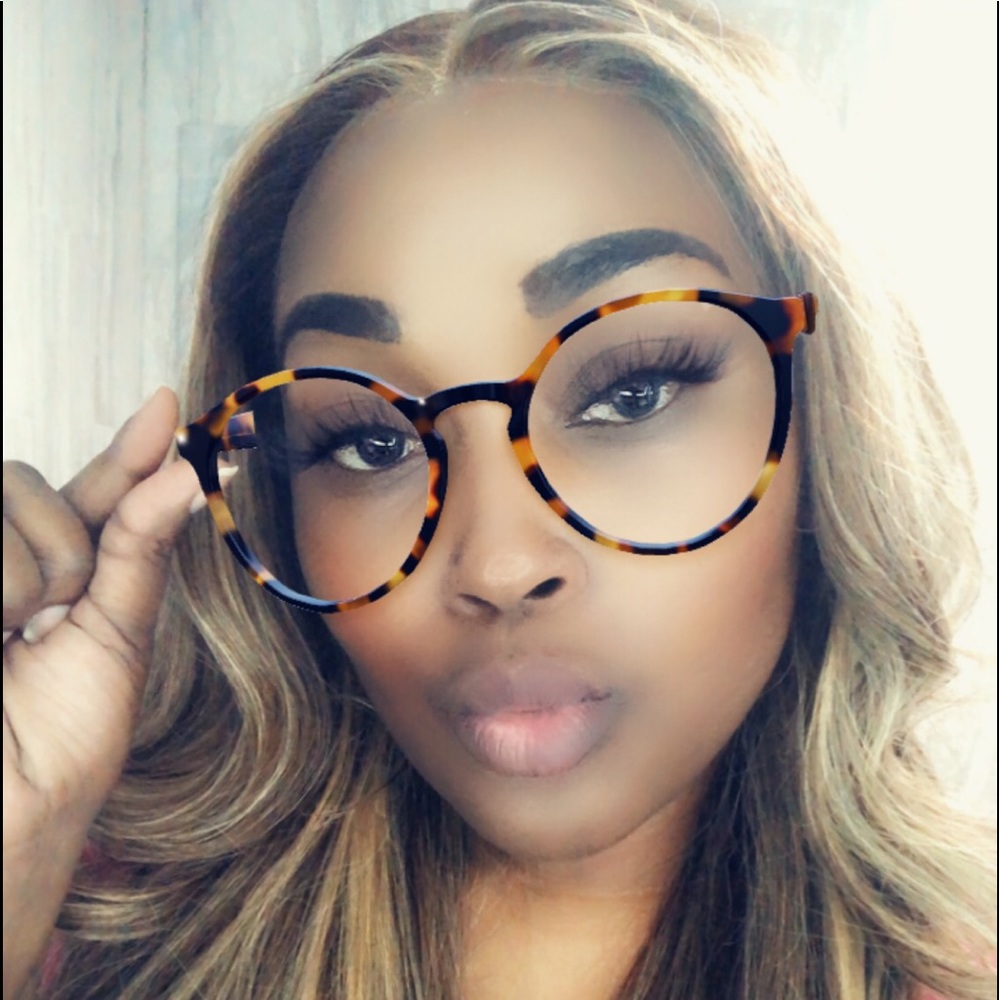 Meet your Posher, Ty